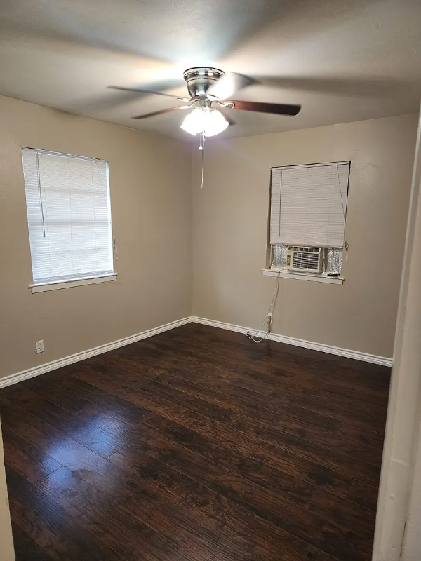 857 Broadway Ave #5 - Photo 6 of 9