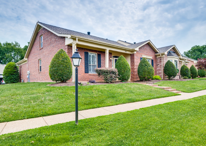 9143 Sawyer Brown Rd - Photo 2 of 41