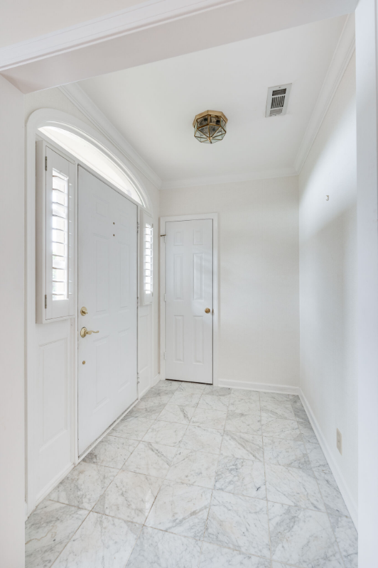 9143 Sawyer Brown Rd - Photo 3 of 41