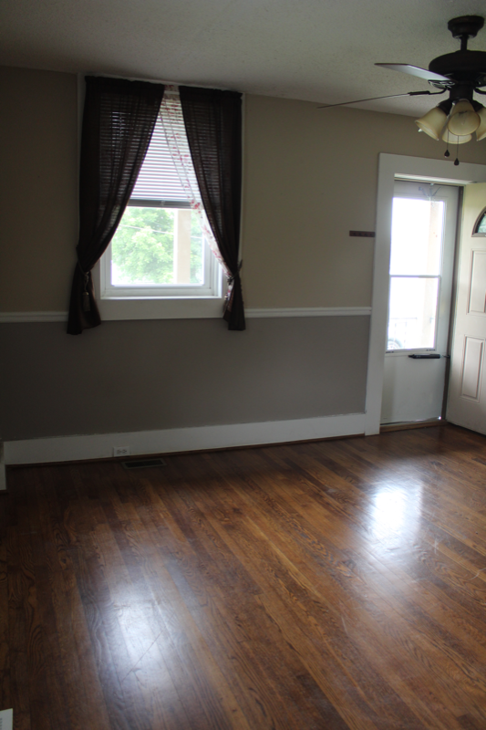 1602 Dixon St - Photo 2 of 14