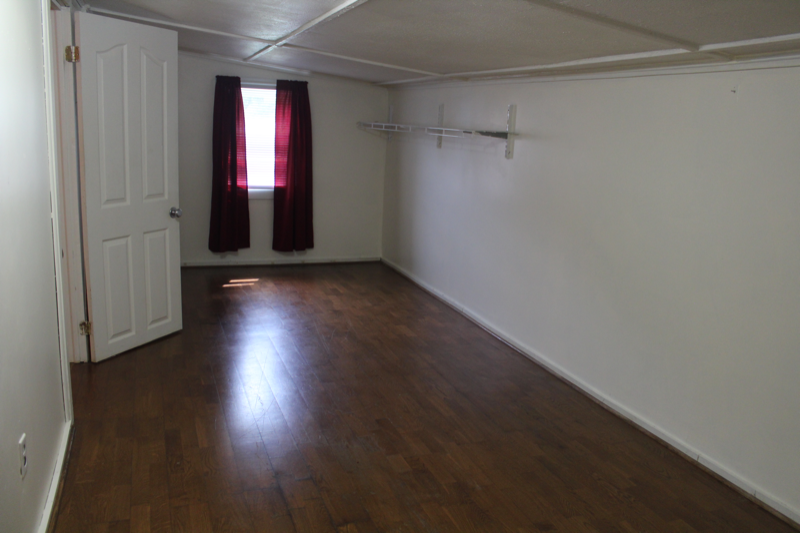 1602 Dixon St - Photo 7 of 14