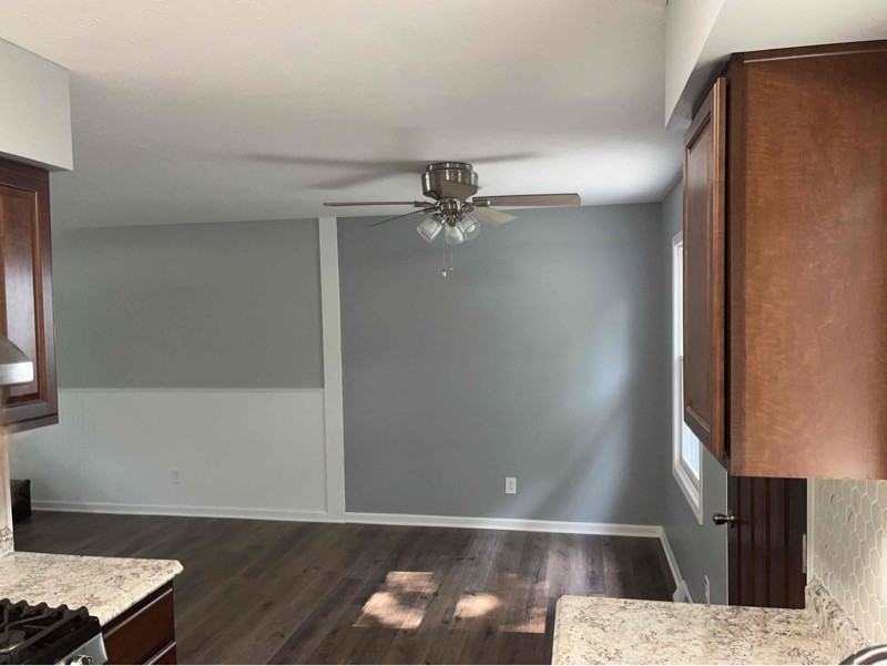 122 N School St - Photo 3 of 13