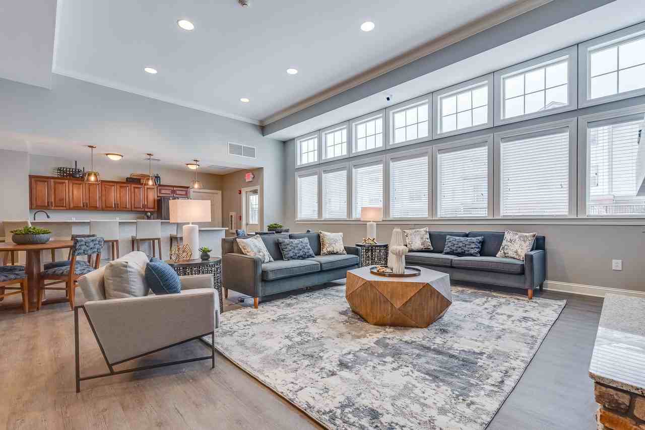 The Residences At Carronade - Photo 4 of 31