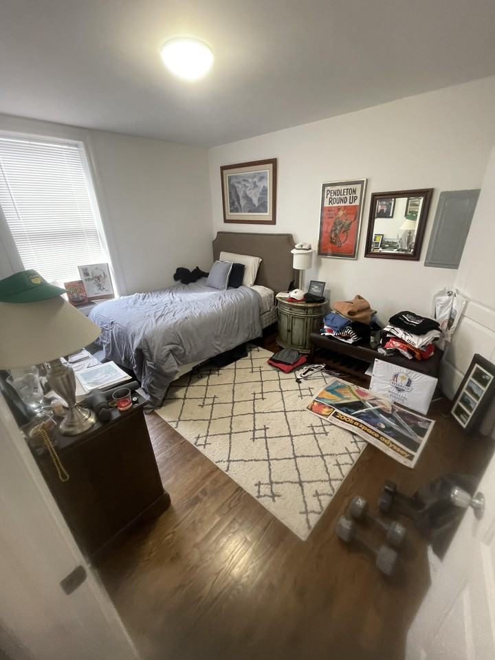 2117 N Point St #2R - Photo 6 of 10