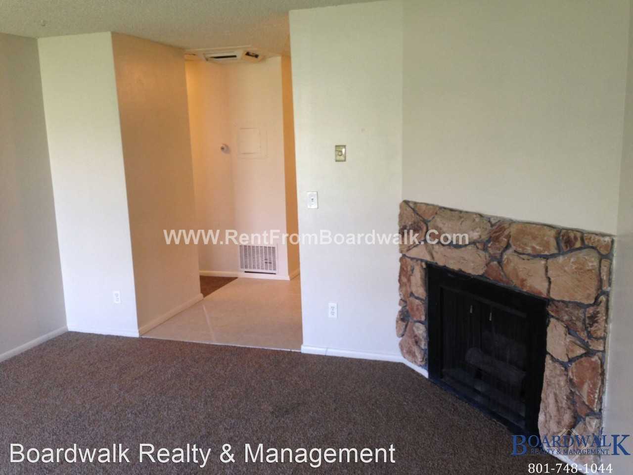 1453/1455 W 2320 S - Photo 2 of 17