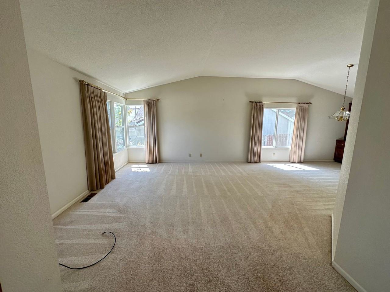 171 Woodcrest Way - Photo 2 of 24