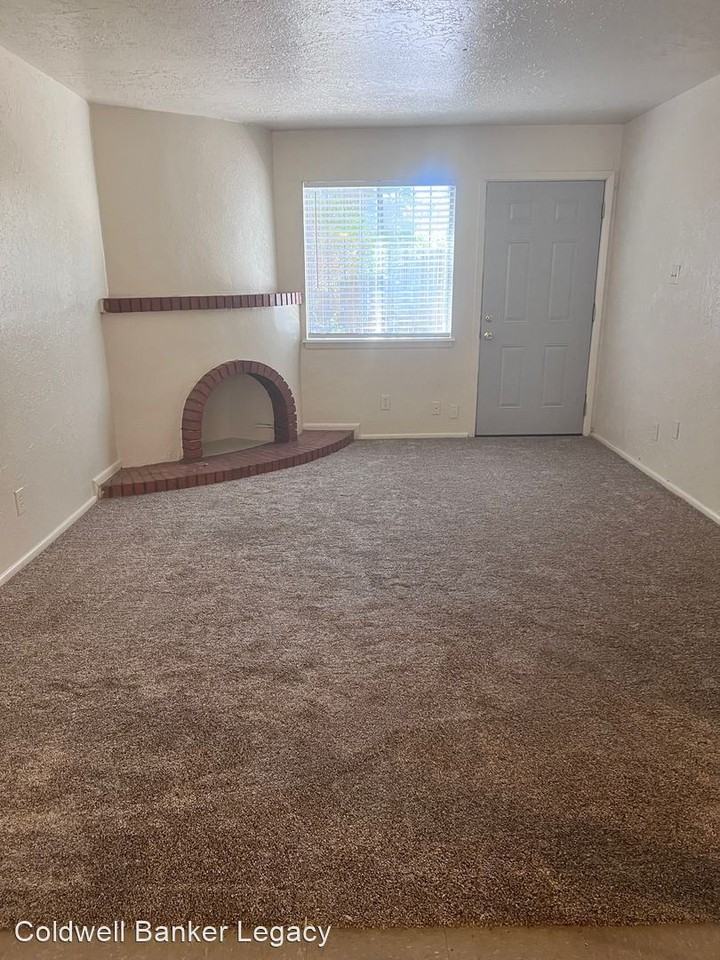 5900 Marble Ave NE - Photo 2 of 8