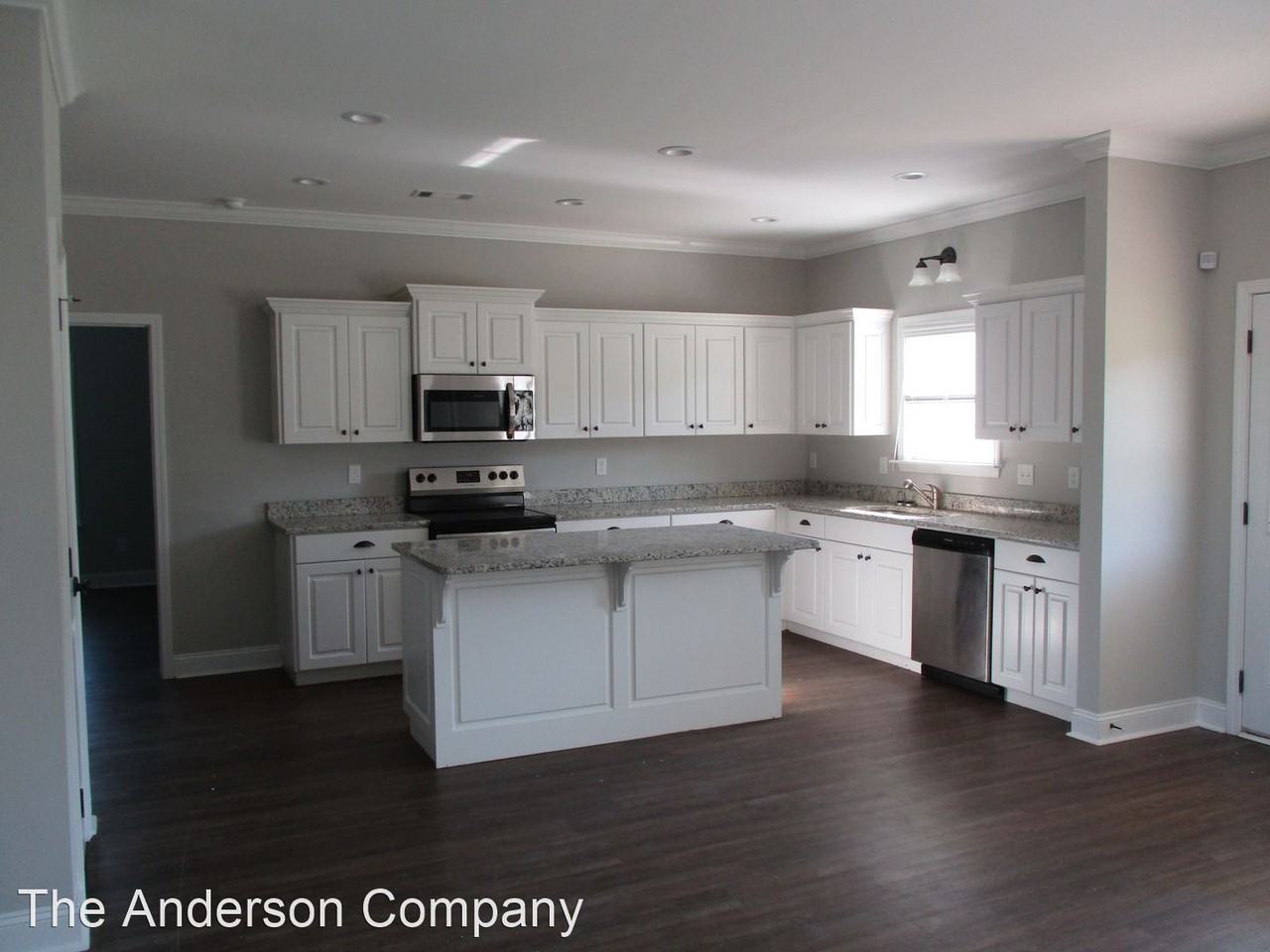 133 White Oak Dr - Photo 3 of 11