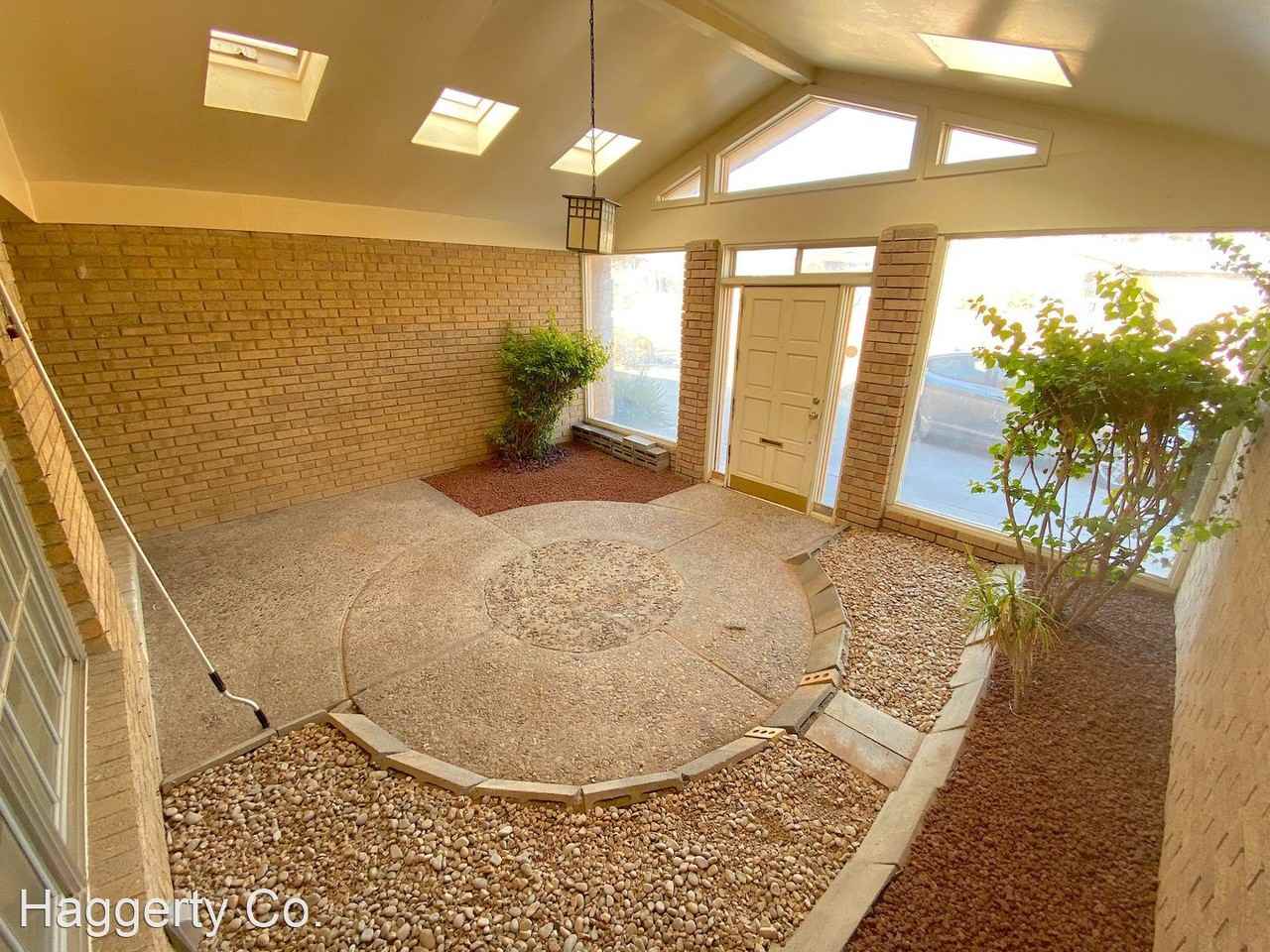 5809 Vista Clara Dr - Photo 2 of 38