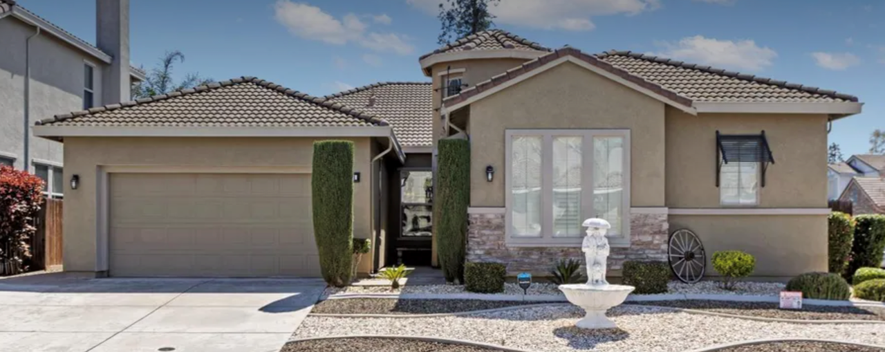 5110 Blossom Ranch Drive 1, Elk Grove, CA 95757 Room for 1,099/month