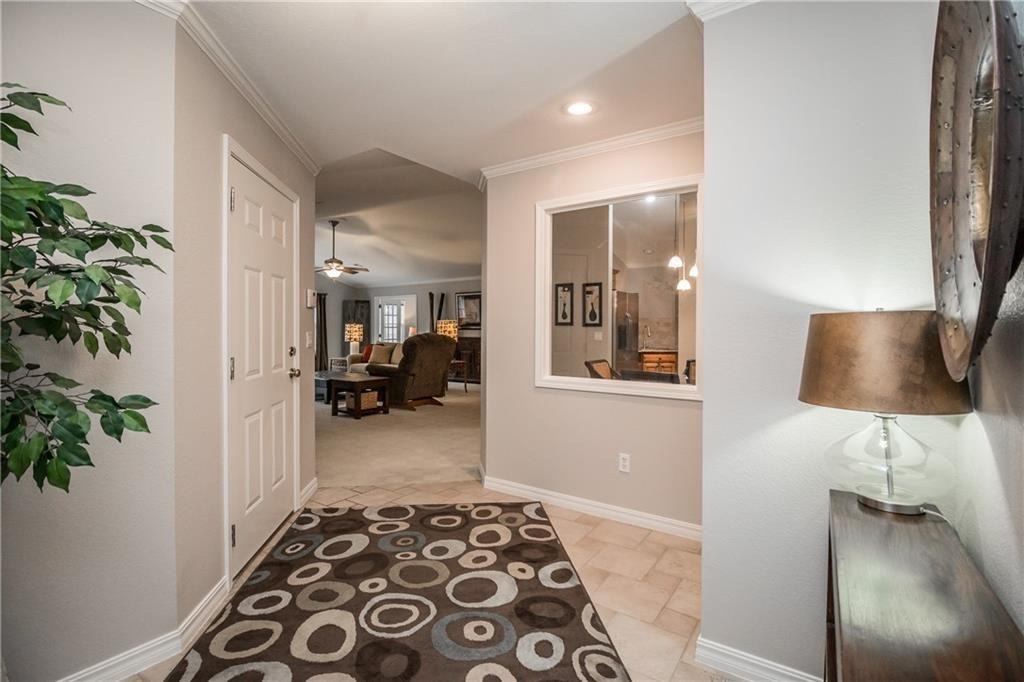 4 W La Quinta Ct - Photo 2 of 43