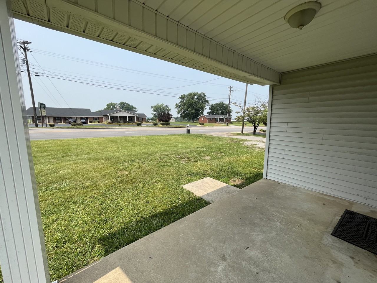 602 Highway 52 Byp W - Photo 3 of 41