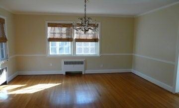 320 S Chapman St - Photo 3 of 8