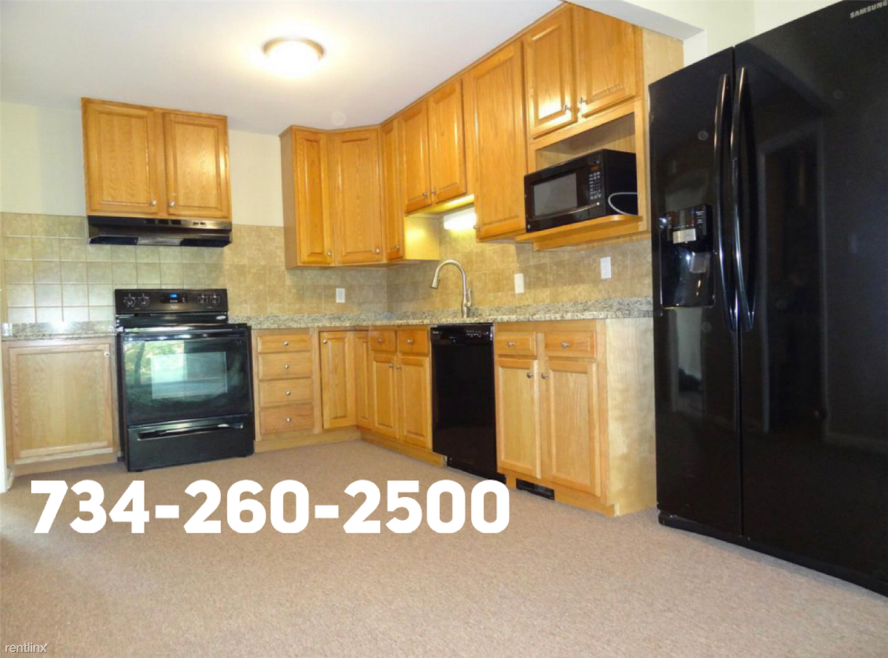 32714 Florence St - Photo 2 of 25