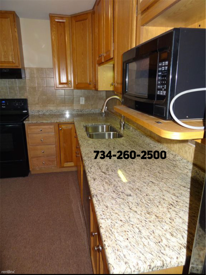 32714 Florence St - Photo 3 of 25
