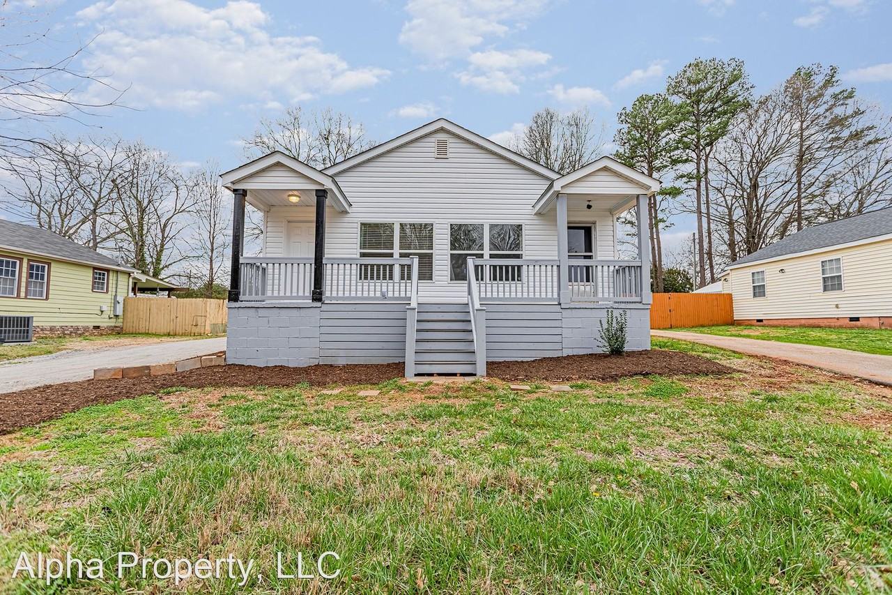 305 St Apartments in Greer, SC 29650 Zumper