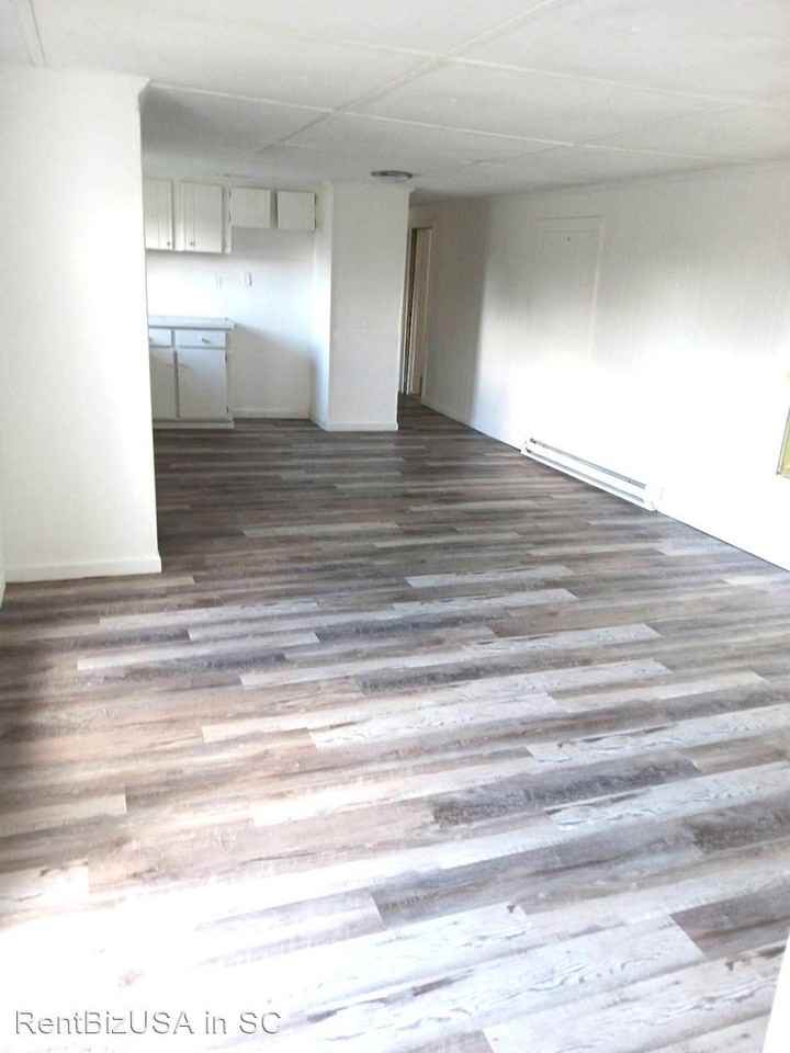 1654 Billings Dr - Photo 2 of 9