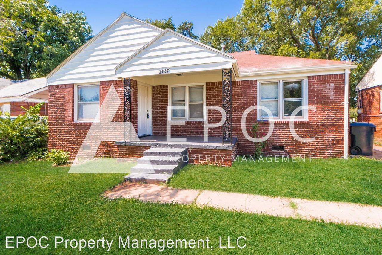 2127 Hardin Dr - Photo 2 of 27