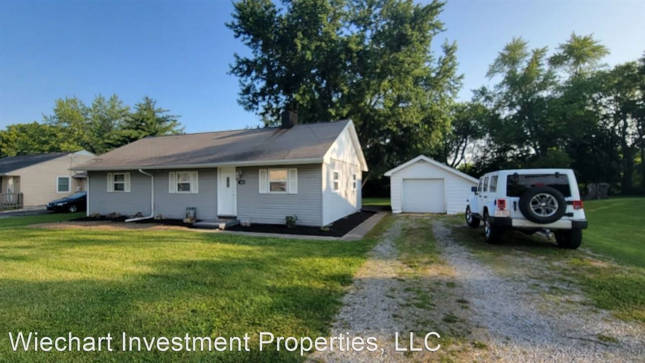 2088 Arcadia Ave - Photo 3 of 10