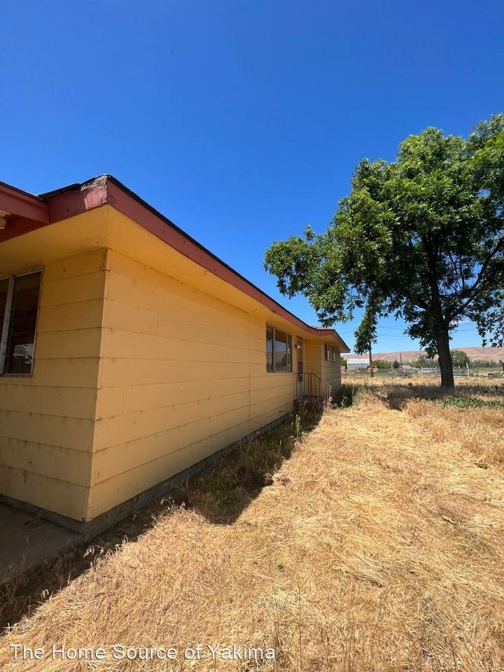 1640 N Camas Rd - Photo 2 of 30