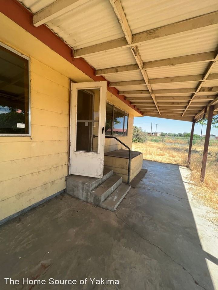 1640 N Camas Rd - Photo 3 of 30