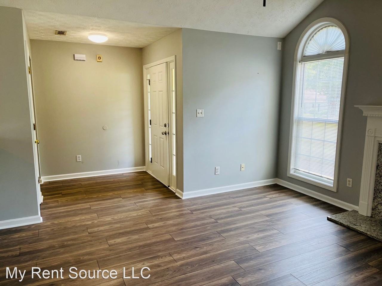 40 Canterbury Dr - Photo 3 of 25