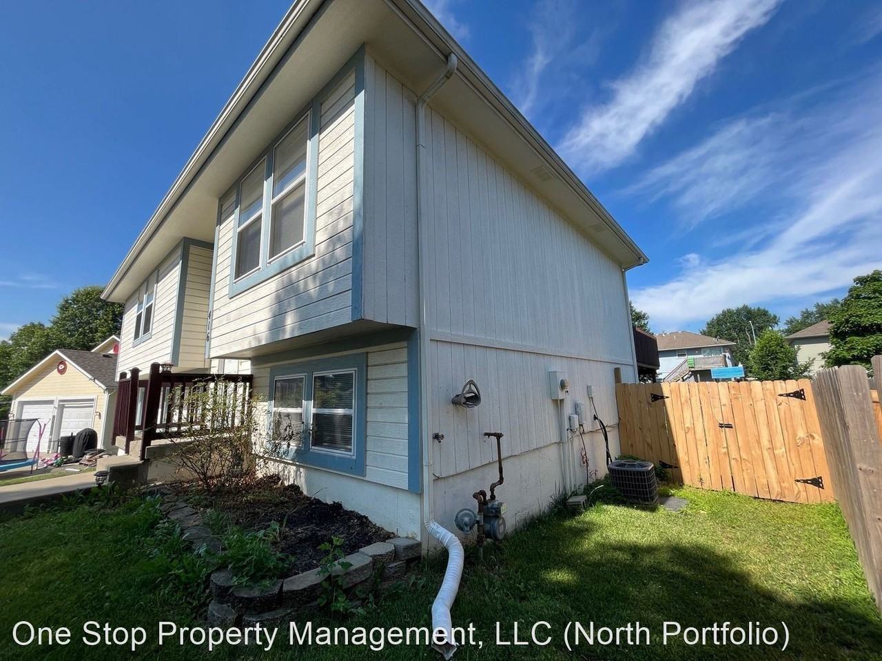 416 N Saville Ct - Photo 3 of 28