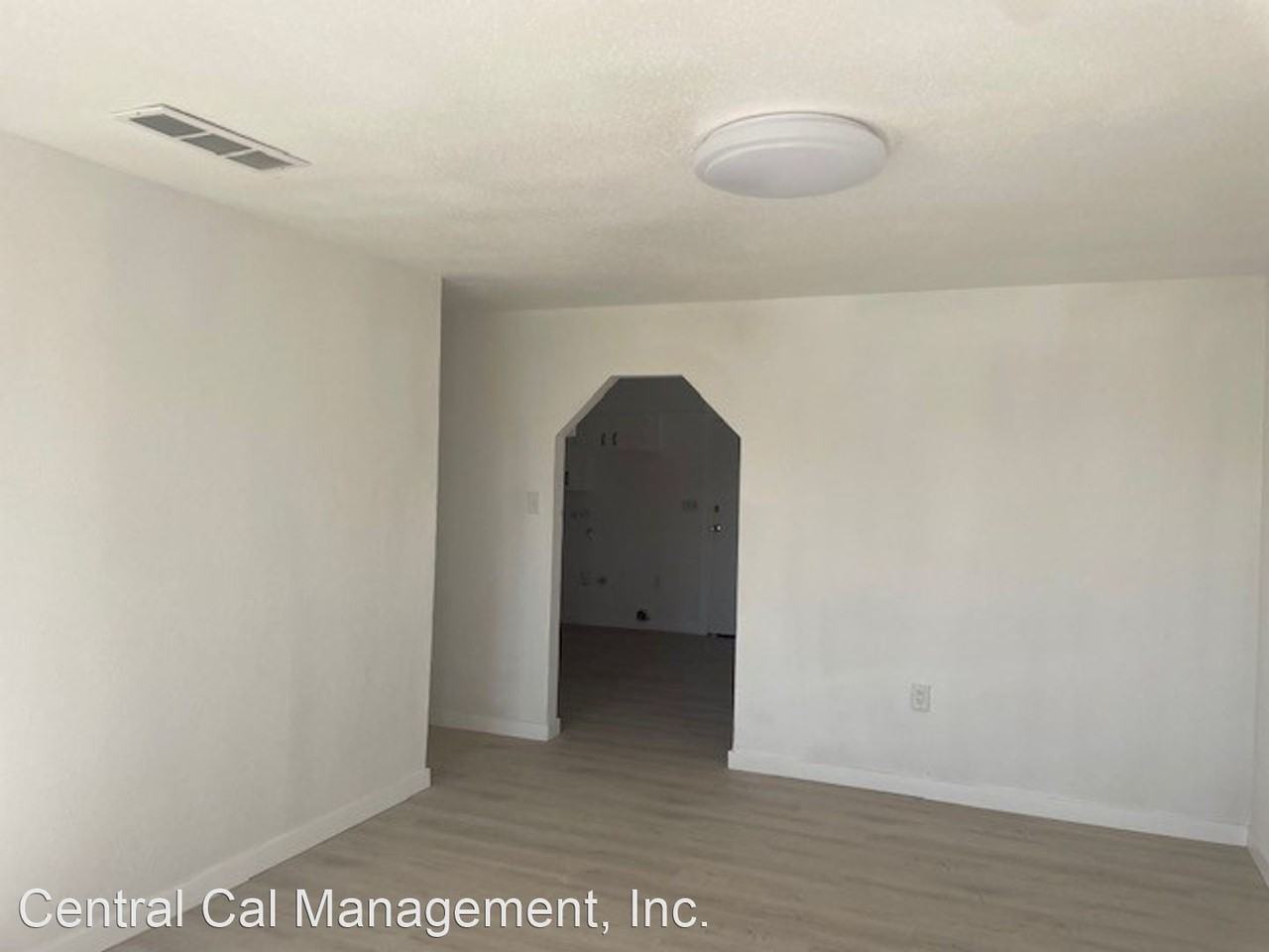 1309 E Planz Rd - Photo 2 of 16