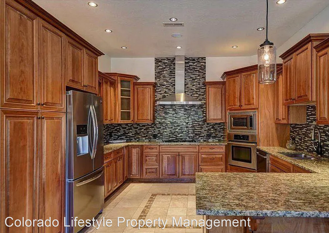 410 Jenkins Ranch Rd - Photo 2 of 19