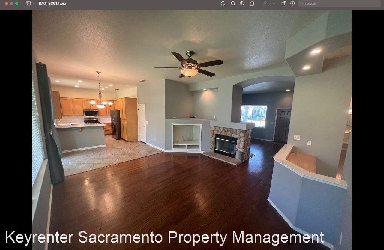 15 Clancy Ct - Photo 3 of 21