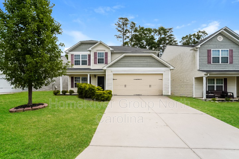 207 Trimble Dr - Photo 2 of 17