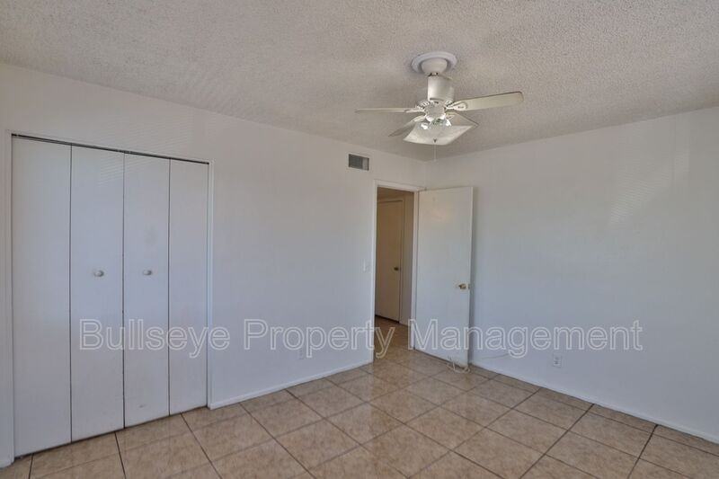 859 W Ray Rd #1 - Photo 6 of 8