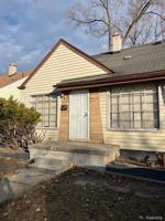 featured image of 19716 Fenmore St