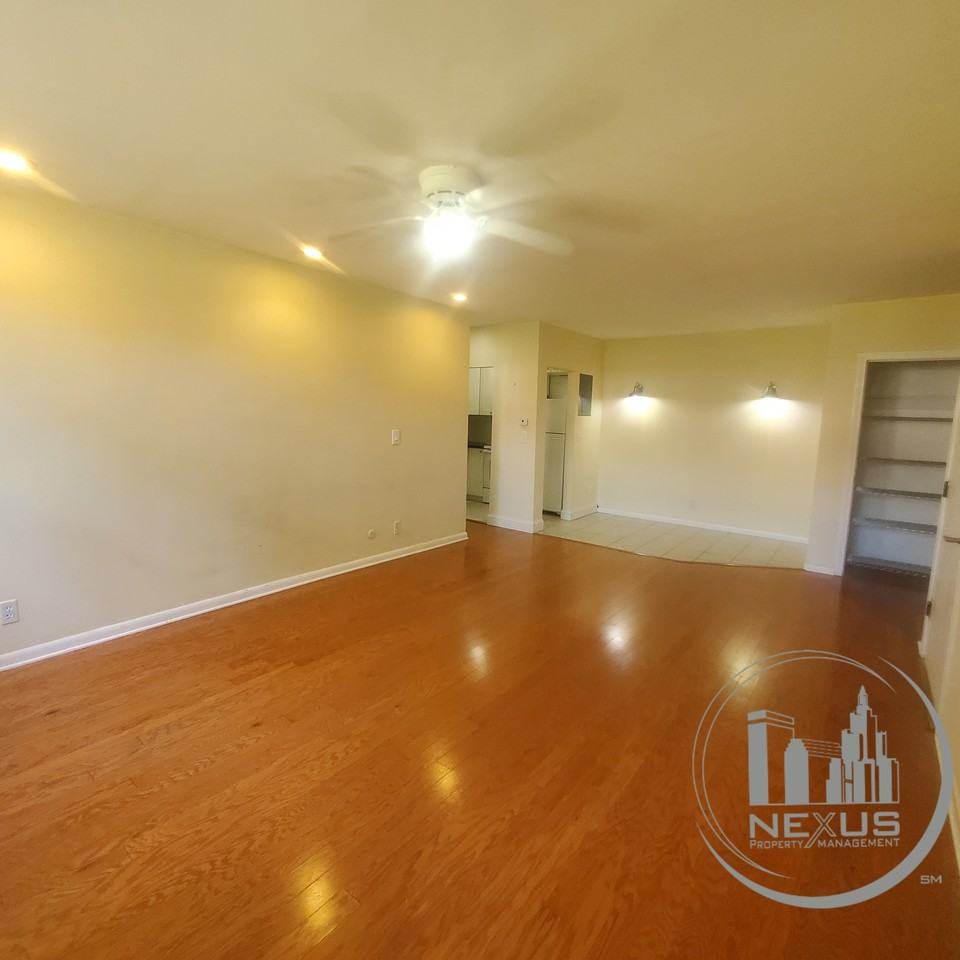 1 Tara Dr - Photo 2 of 16