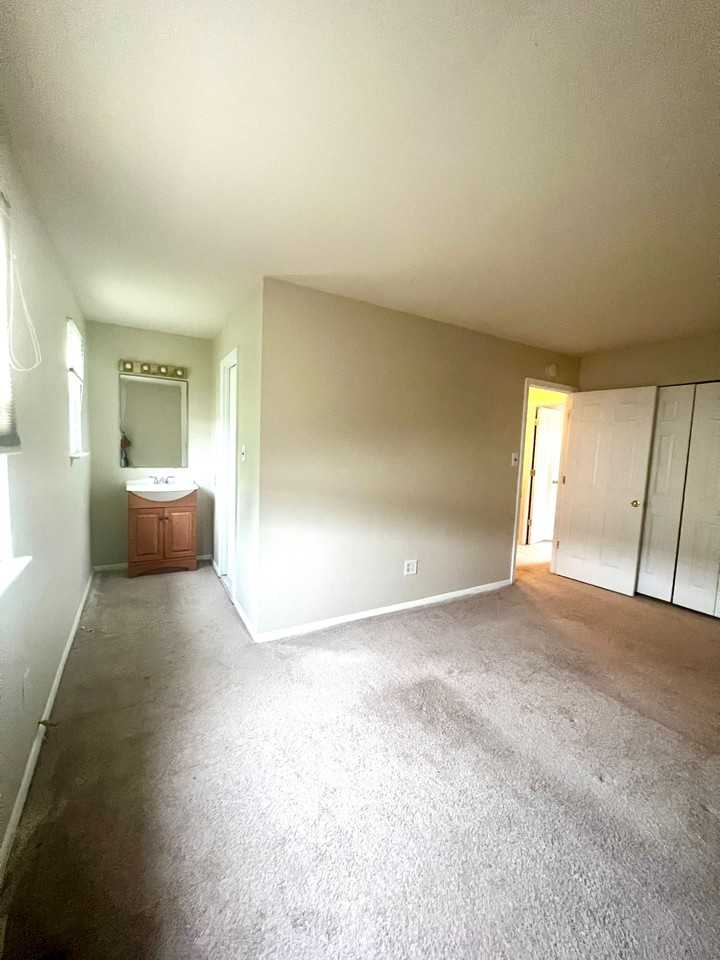 459 Aventura Ct - Photo 2 of 19