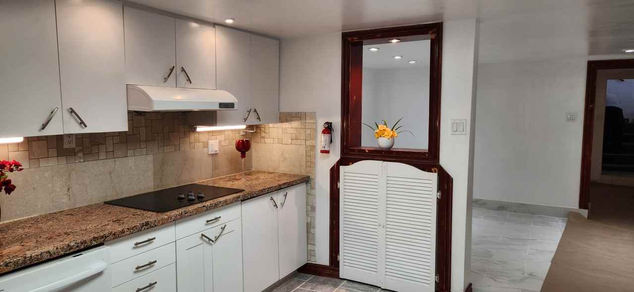 236 Garden Avenue #1 - Photo 4 of 10