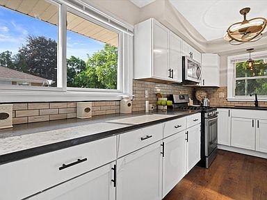 8852 W Denver Ave #NA - Photo 3 of 5