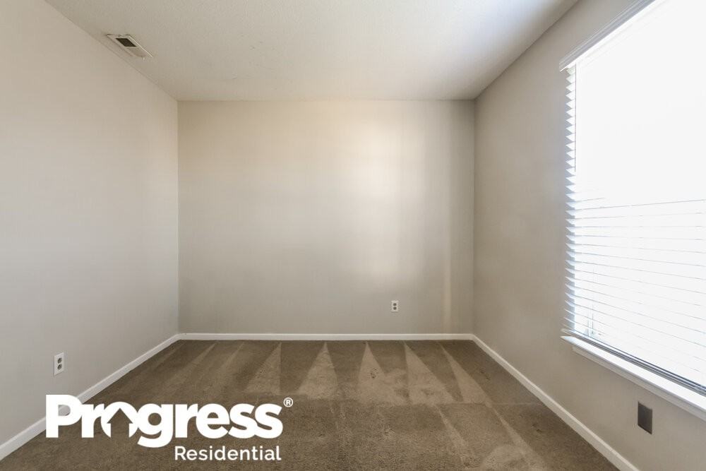 9909 Blue Ridge Way - Photo 4 of 8