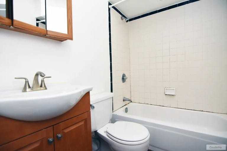 69 W 107th St #3A - Photo 5 of 9