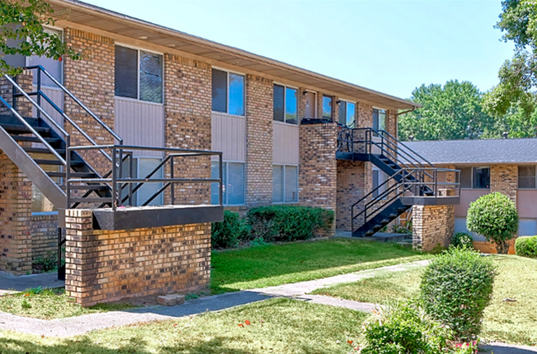 Wingate Apartments - Photo 2 of 17