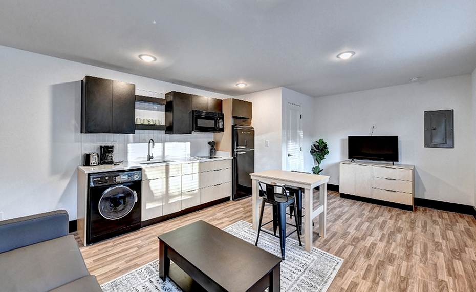 12Hundred Studios - Photo 7 of 13