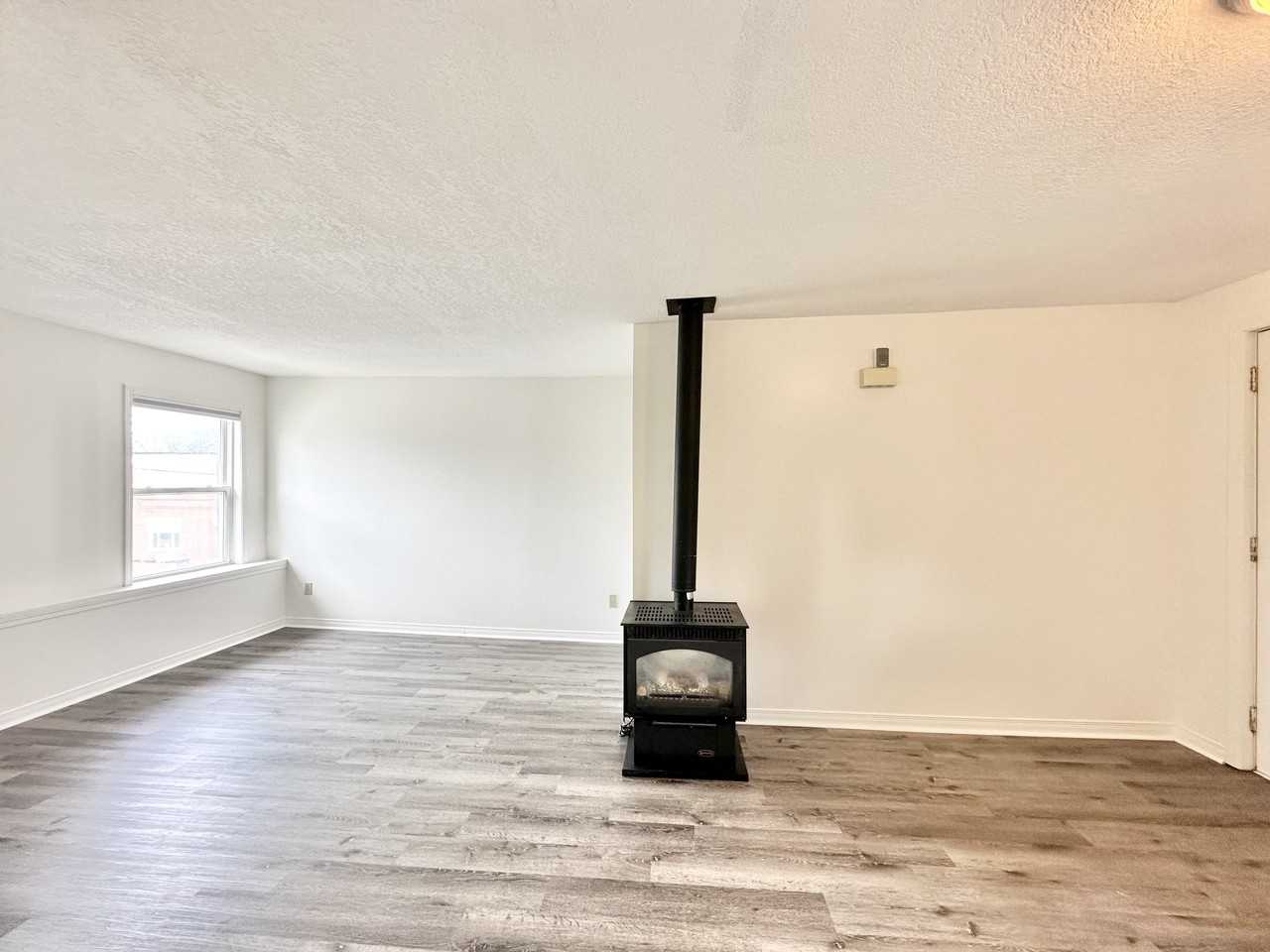 3-1369 Killarney Beach Road, Lefroy, Ontario - Photo 3 of 9