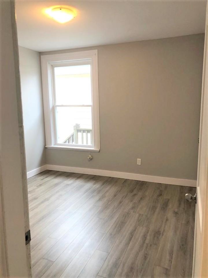 44 Stanley Street - Photo 3 of 8