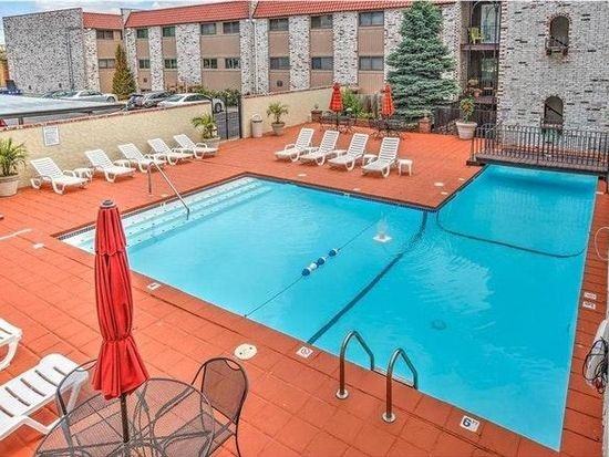5015 Walnut St #B - Photo 2 of 11