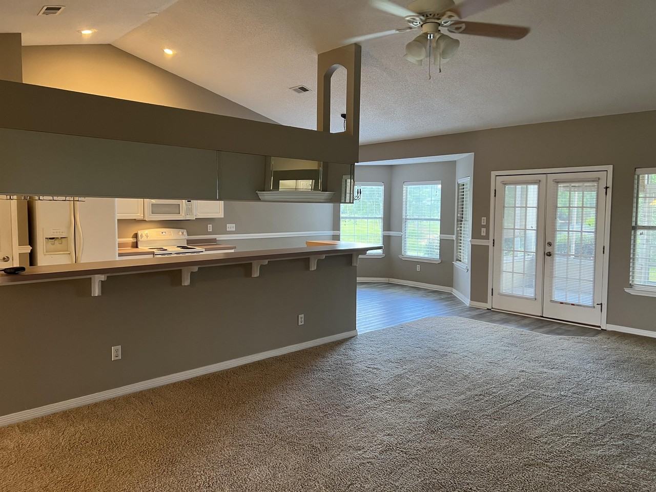 195 S Shore Dr #1 - Photo 4 of 29