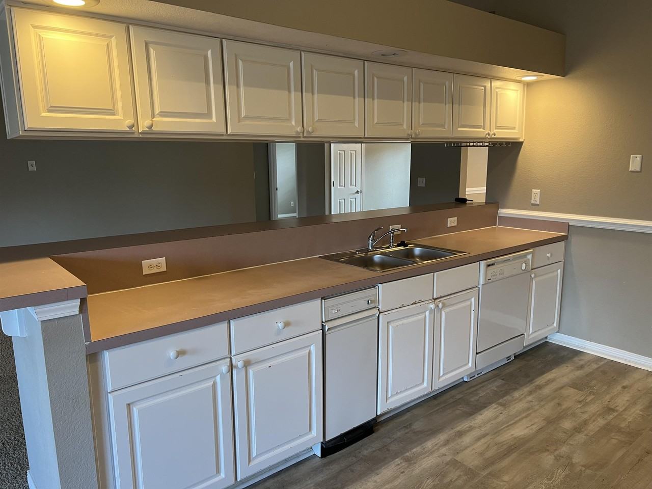 195 S Shore Dr #1 - Photo 6 of 29