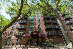 3900 N Pine Grove Ave #802 - Photo 1 of 1