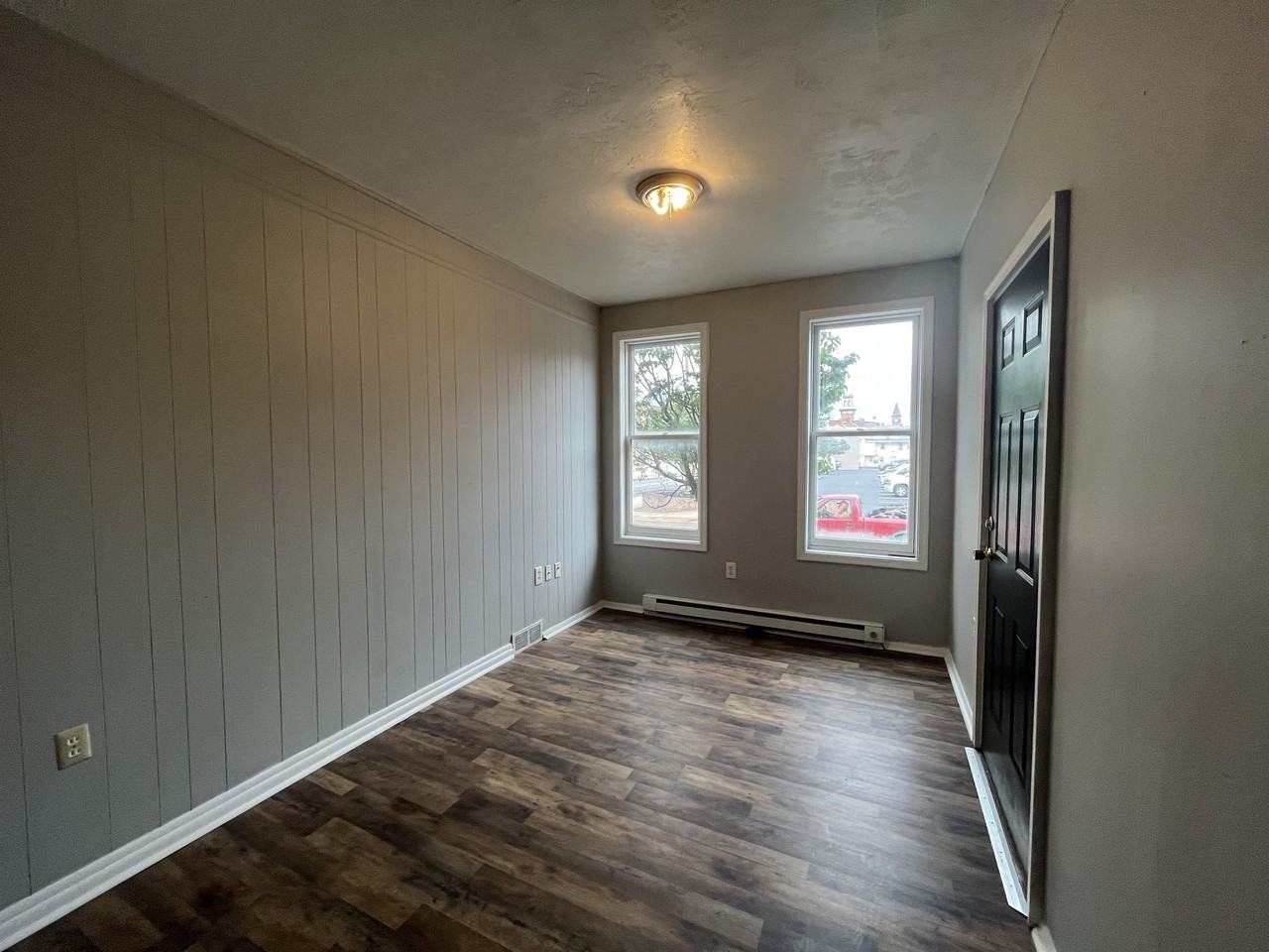 51 S Queen St #1 - Photo 7 of 35