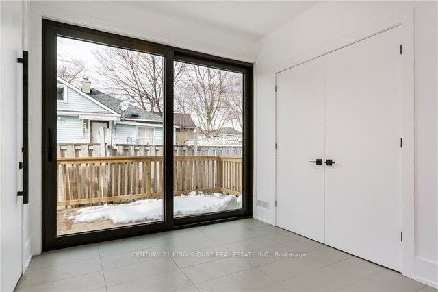 83 Niagara Street ## - Photo 2 of 6