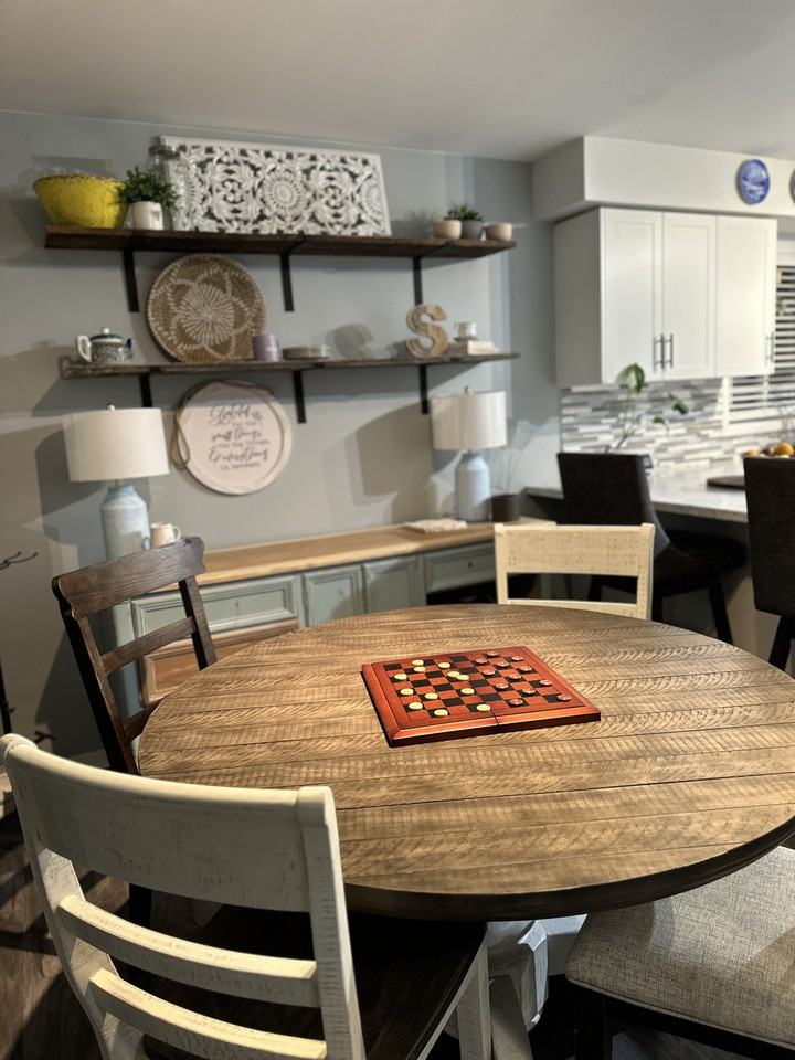 64 Draper Cres - Photo 3 of 15